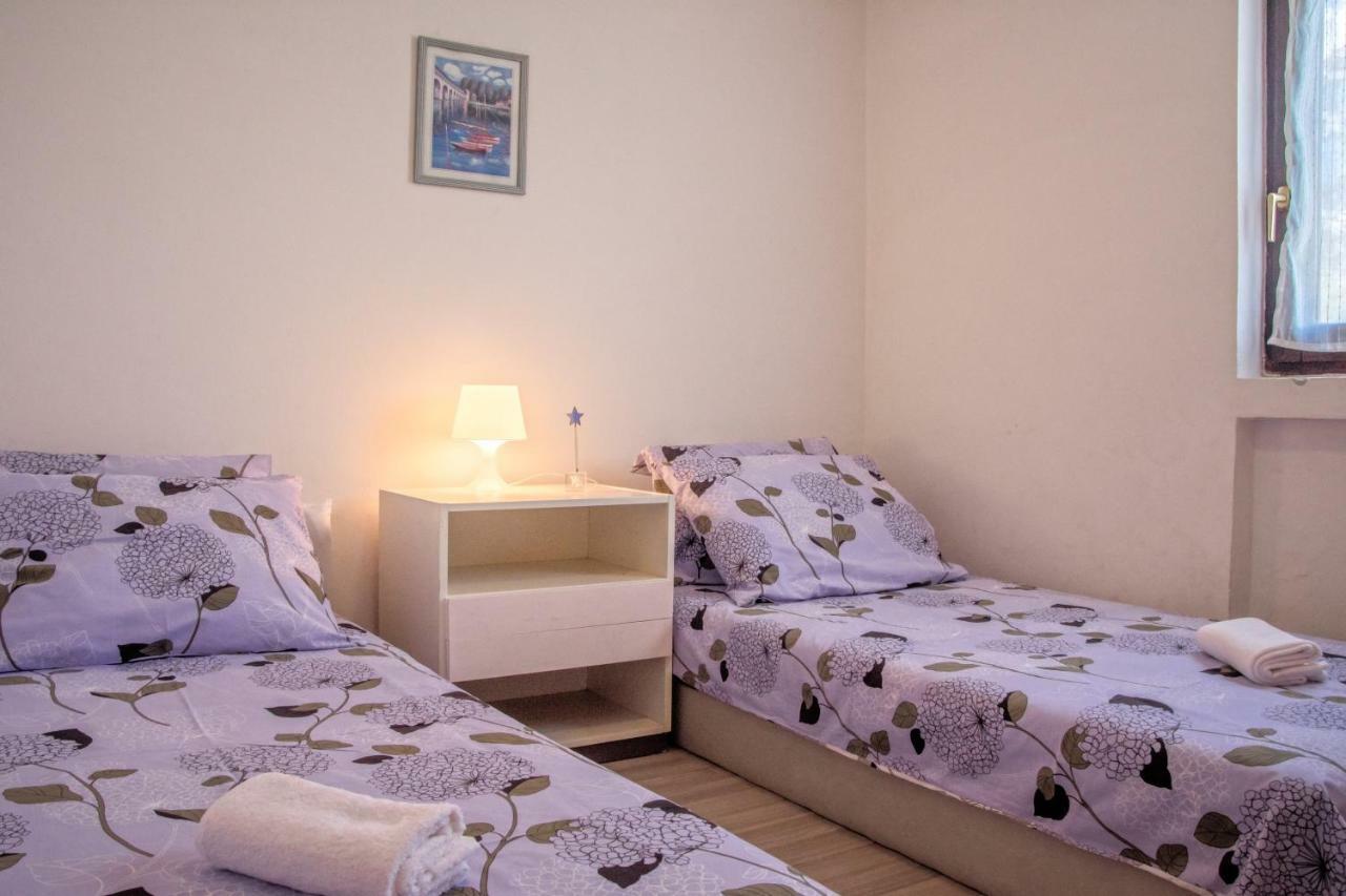 Apartment Apartments Jadranovo Jadranovo